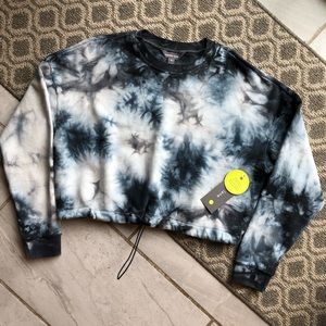 Cobble Lane Blue Tie Dye Oversized Sweatshirt Size Medium Cropped Lenght